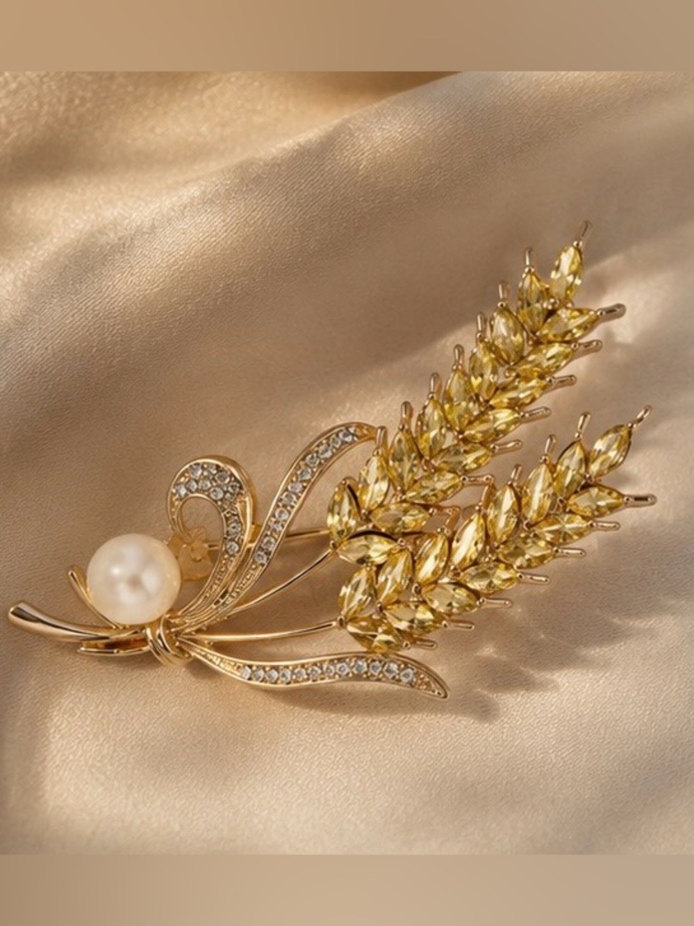 Vintage Golden Wheat Pearl Brooch